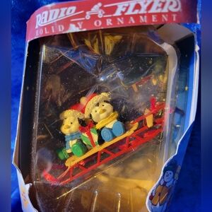 Radio Flyer Holiday Ornament Penguins